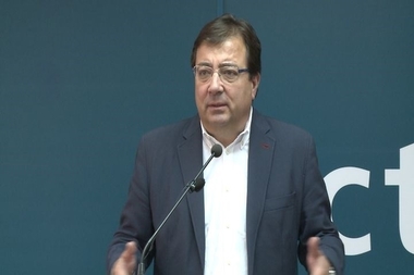 Vara cree que la reforma constitucional sólo se hará cuando gobierne el PP porque los 'populares' no apoyarían al PSOE