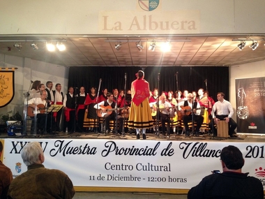 Medio centenar de grupos y más de 2.000 personas participan en la Muestra Provincial de Villancicos de Badajoz