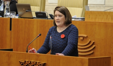 El PSOE registra una propuesta de pronunciamiento en la Asamblea para defender la producción de cava en Extremadura