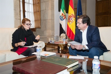 La presidenta el Consejo de la Juventud propone a Vara 