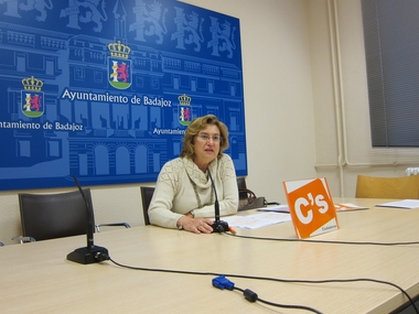 Ciudadanos propone la construcción de parques caninos en Badajoz