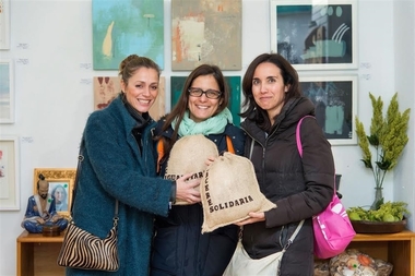 El mercadillo solidario por la infancia de la Fundación Igualdad Ciudadana de Cáceres recauda 20.000 euros