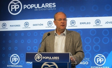 Monago se presentará para seguir al frente del PP de Extremadura en un congreso regional que espera que sea ''tranquilo''