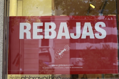 El Corte Inglés, Carrefour y Media Markt, optimistas ante el primer fin de semana de rebajas de invierno