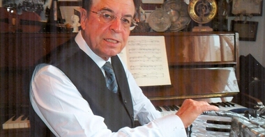 Un paseo por el folklore musical extremeño con Emilio González Barroso