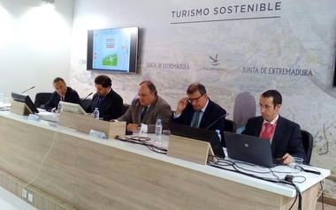 La Cámara de Comercio de Badajoz organizará una visita a la región de entes turísticos extranjeros