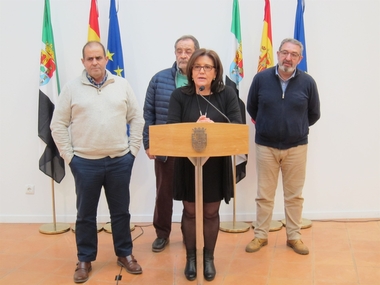 UGT reclama a Vara que convoque la mesa sectorial para estudiar 
