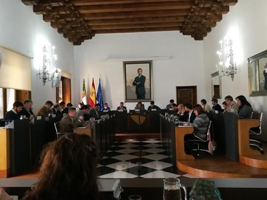 La Diputación de Cáceres asume los proyectos de la Sociedad Agropecuaria y aprueba un ajuste en el Plan Activa