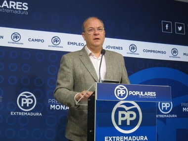 Monago espera que Vara no use la visita De la Serna para 