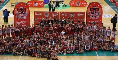 Una treintena de equipos escolares de baloncesto de Cáceres, Badajoz y Plasencia inician la SuperLiga Dia-FEB