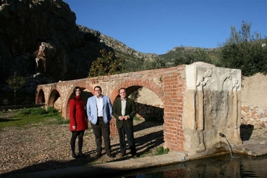 La Junta estudia colaborar en la 