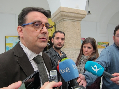 Vergeles cree que voluntad política y financiación 