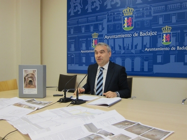 El Ayuntamiento de Badajoz pretende recuperar las pinturas o esgrafiados de la antigua Iglesia de Santa Catalina