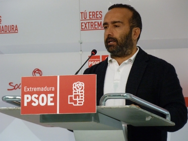 El PSOE extremeño pide la expulsión 