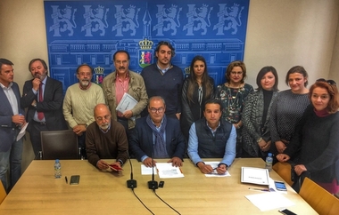 La oposición del Ayuntamiento de Badajoz rechazará transferencias de crédito para que Fragoso presente los presupuestos