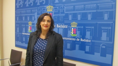 El PSOE de Badajoz lamenta que vecinos de algunos barrios tienen que trasladarse al centro para pedir ayuda asistencial