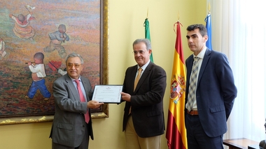 La Asamblea de Extremadura obtiene un incentivo de Fremap por reducir la siniestralidad y los riesgos laborales