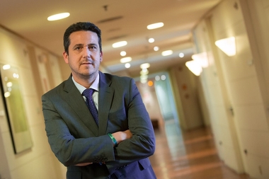 El PP defiende que el cierre en festivos está afectado 