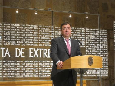 Vara asegura que las casas del pueblo 'deberían ser Sancta Sanctorum' y lamenta las 'filtraciones'