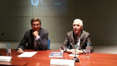 Educación une la orientación educativa y profesional para facilitar formación a lo largo de la vida de los extremeños