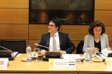 Extremadura confía en que el nuevo modelo mixto de reparto del 0,7 del IRPF le permita gestionar cerca de 7 millones