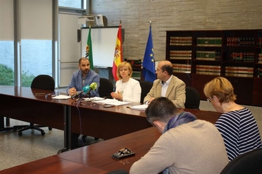 La UEx y la Junta ponen en marcha un máster propio en Economía Verde y Circular gratuito para desempleados