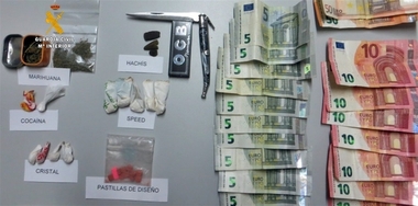 Detenido un vecino de Arroyo de San Serván acusado de tráficar con droga durante las fiestas de la localidad