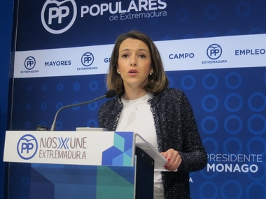 El PP dice que de la precandidatura a la secretaria del PSOE extremeño de Eva Pérez es una 