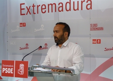 Morales dice que el PSOE está institucionalmente centrado en resolver los 