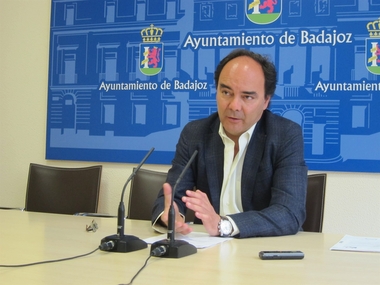 El equipo de gobierno de Badajoz, satisfecho de que una sentencia 