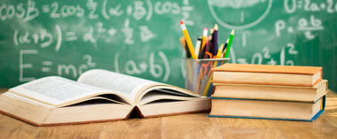 La educación es demasiado importante para dejarla en manos de los políticos pues para ellos solamente es un medio de adoctrinamiento