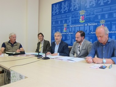Aprosuba-3 de Badajoz celebra su 50 aniversario con un festival en el López de Ayala y una carrera solidaria