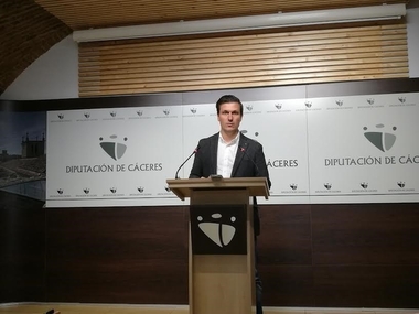 La Diputación de Cáceres destina ocho millones de euros a la conservación y mantenimiento de la red viaria provincial