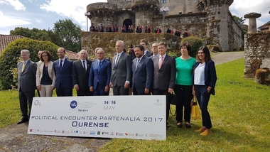 La Diputación de Badajoz asiste al Encuentro Político de Partenalia que se celebra en Orense
