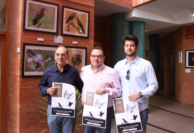 Una exposición con motivo del Mes de las Aves de Mérida muestra las especies más representativas del sur de Extremadura