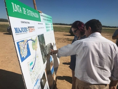 La Junta de Extremadura retoma la obra de construcción de un desagüe paralelo a la línea de ferrocarril en Guareña