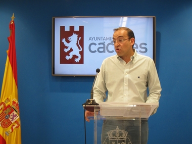 El Gobierno de Cáceres lamenta que la licitación del estudio del impacto ambiental del aeródromo llega 