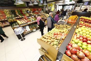 Las ventas del comercio minorista crecen un 0,4 por ciento en abril en Extremadura en términos interanuales