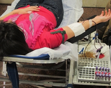 Los equipos del Banco de Sangre recorrerán casi 12.000 kilómetros en junio para recoger 4.000 donaciones en Extremadura