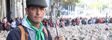 El ganadero trashumante extremeño Miguel Cabello, premio Orgullo Rural 2017