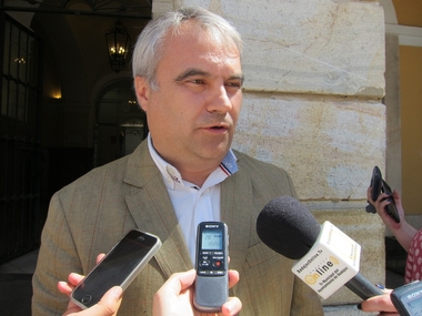 Fragoso apunta que intenta llegar a un 