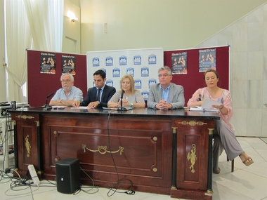 Raquel Palma, Carmen Tena y Rosario Abelaira actúan en Badajoz en un concierto a favor de la Asociación Oncológica
