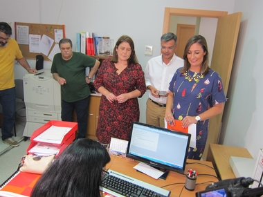 La precandidatura de Vara a seguir liderando el PSOE extremeño va 