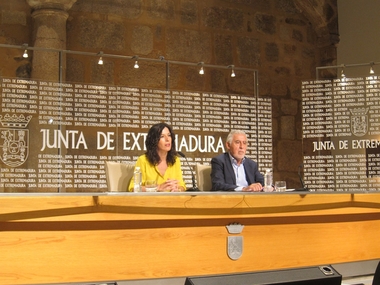 Educación cree que la idea de Podemos de llevar a alumnos a edificios de la Junta por el calor no garantiza la igualdad