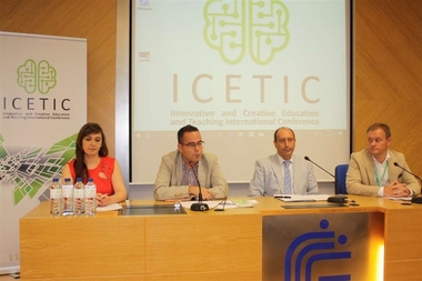 La Consejería de Educación y Empleo apuesta por conformar una región innovadora en torno al sistema educativo