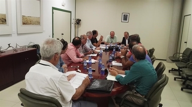 Desarrollo Rural elabora un decreto de ayudas para mejorar la eficiencia energética de las Comunidades de Regantes