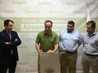Almendralejo (Badajoz) se adhiere a una iniciativa que prepara a ciudadanos y empresarios para la nueva economía digital