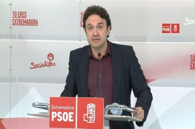 Enrique Pérez concurre a liderar el PSOE extremeño con 