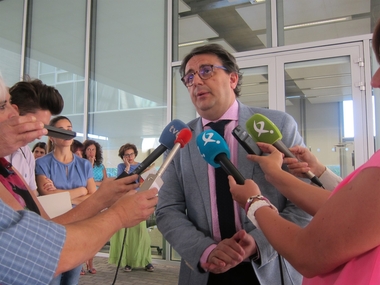 El hallazgo de una serpiente en un hospital de Badajoz 