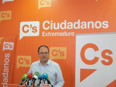 Cs Extremadura concluirá este mes su renovación interna con la vista puesta en ser un partido 